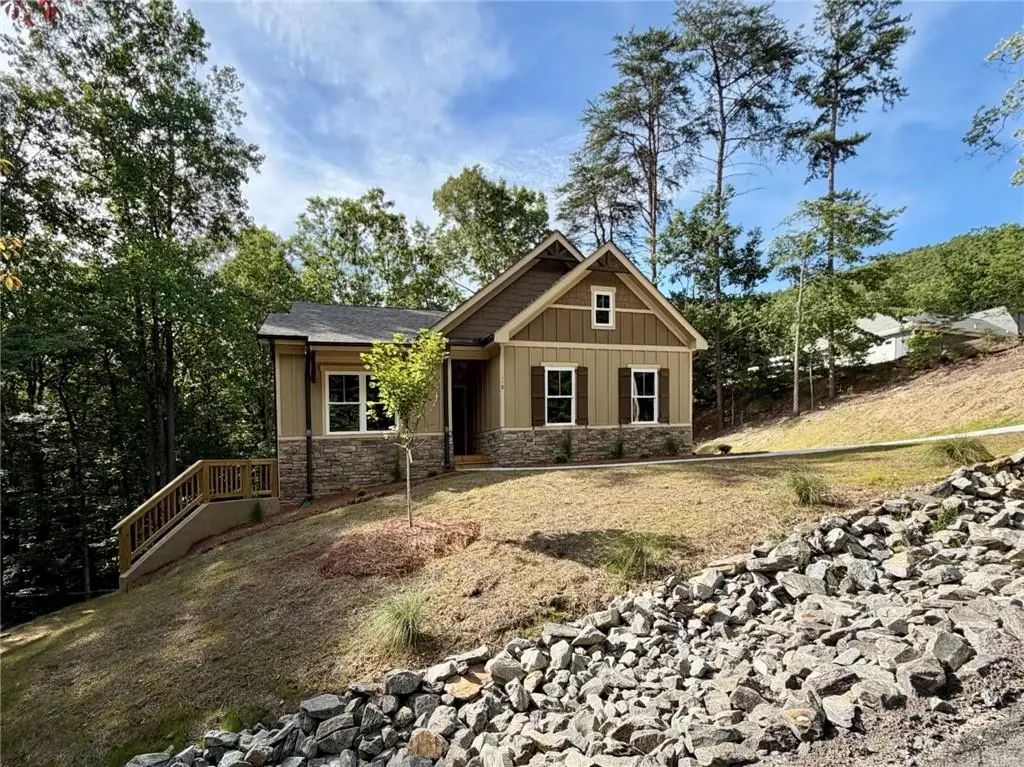 118 Osage Court, Waleska