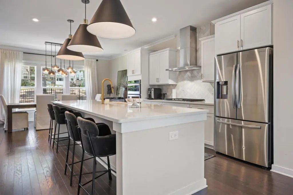 1008 Burnside Lane Nw, Atlanta