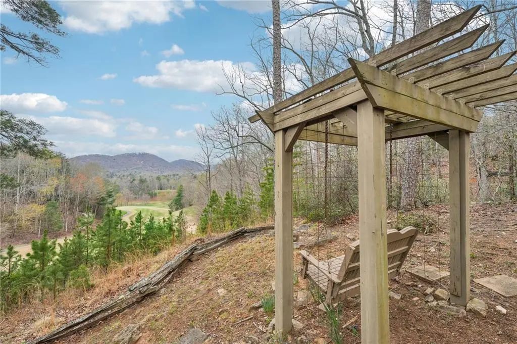 44 Kilmartin Point, Big Canoe
