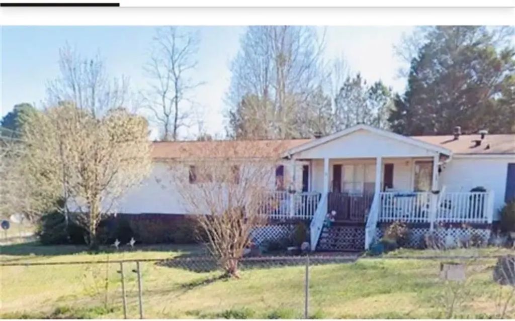 766 Hickory Level Rd, Villa Rica