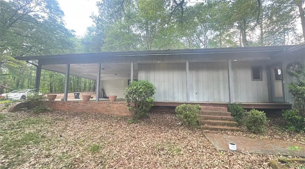 1988 Rockdale Circle, Snellville