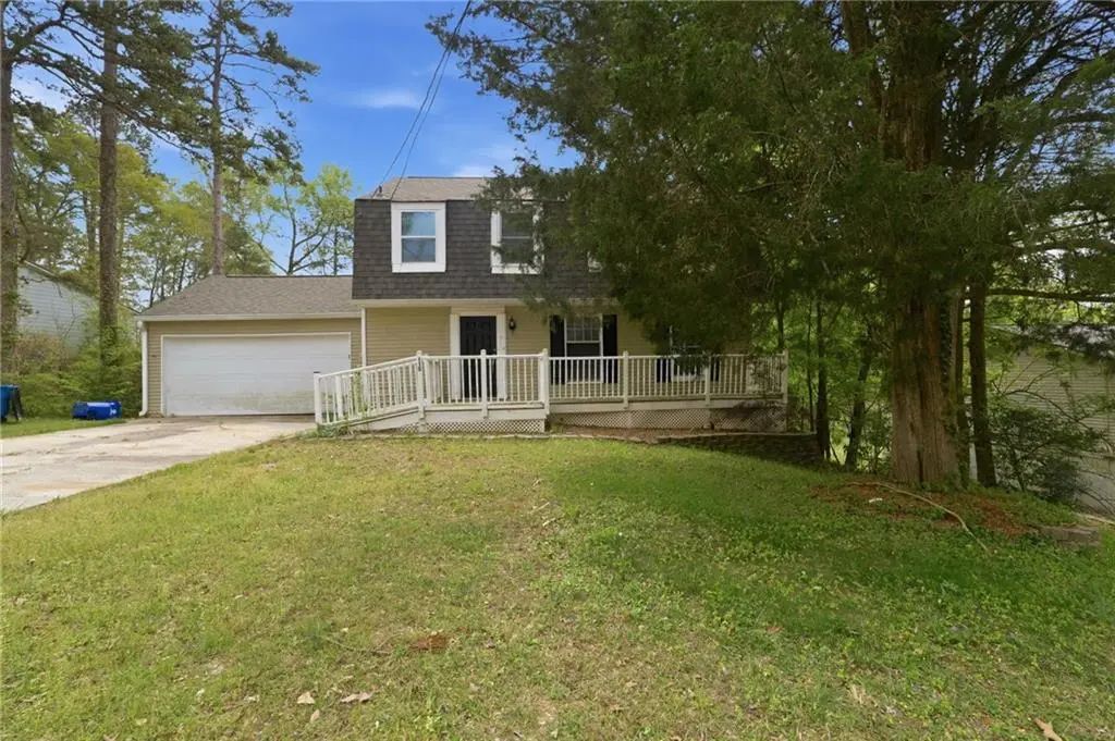 115 Kings Ridge Drive, Peachtree City