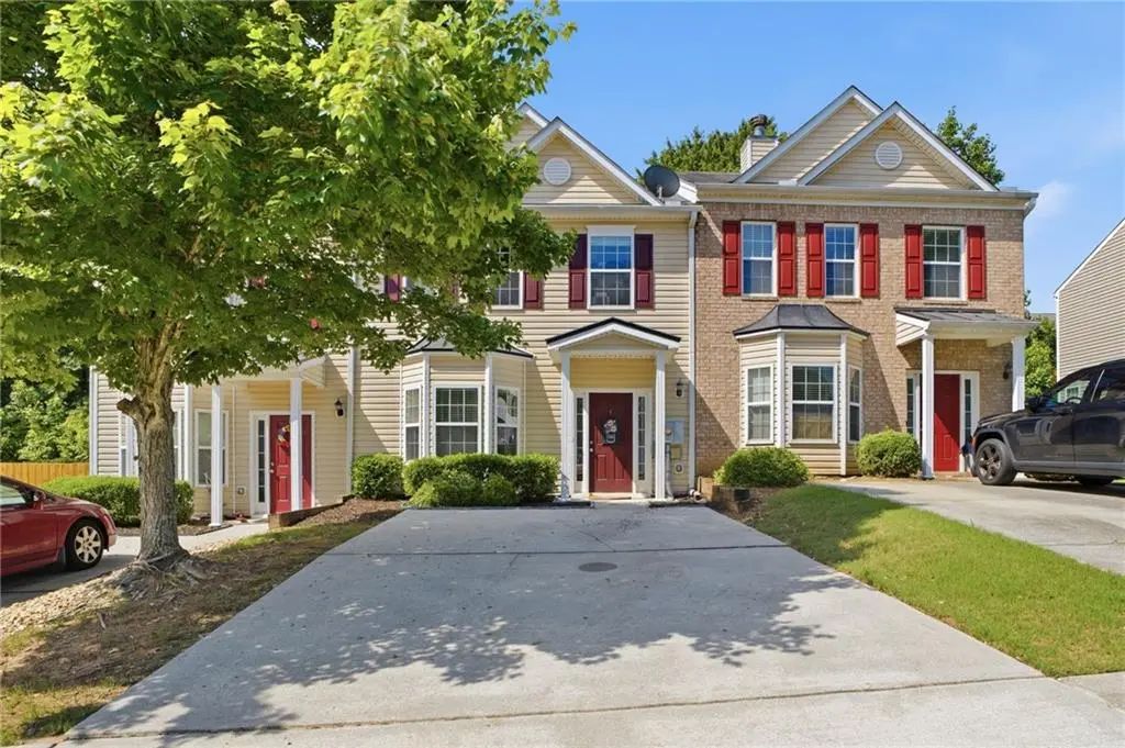 5216 Birch Court, Oakwood