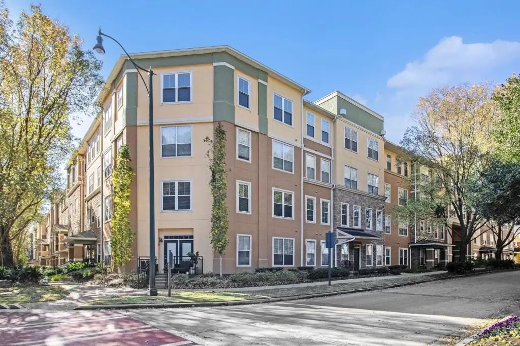 Unit 2112 - 10 Perimeter Summit Boulevard Ne, Atlanta