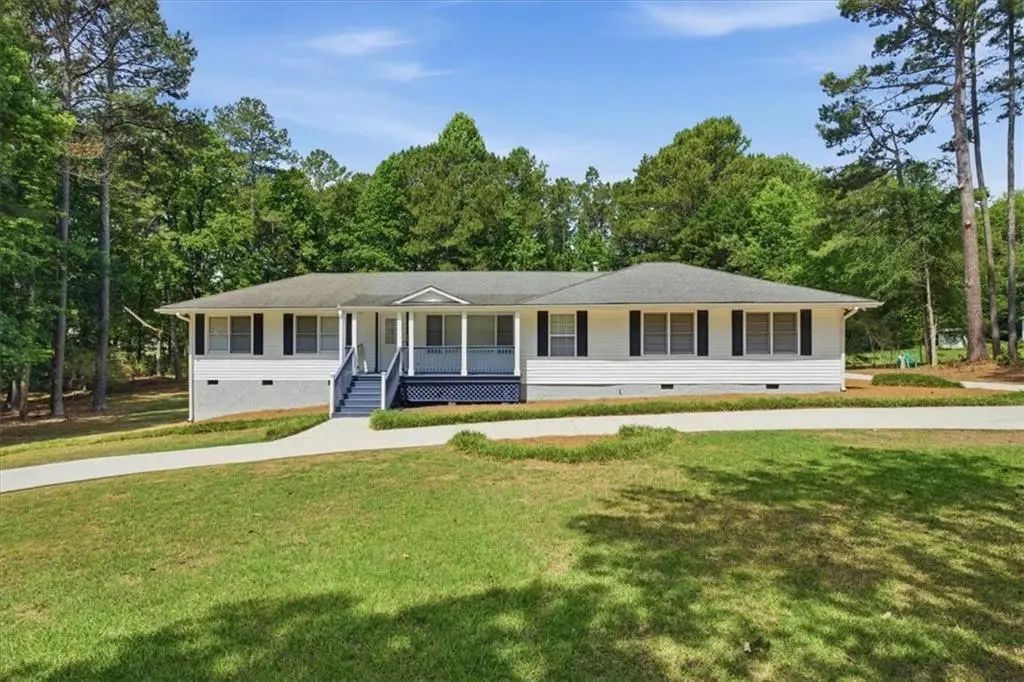 480 Forest Oak Drive, Stockbridge