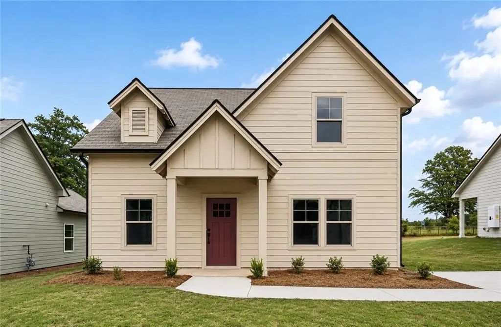 107 Winston Way, Carrollton