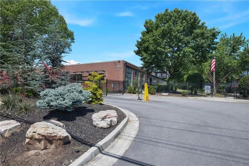 Unit 2114 - 5200 Peachtree Road, Atlanta