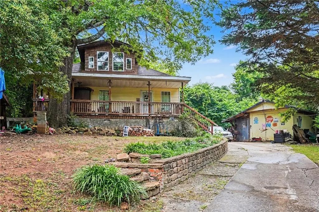 319 W Broadway Street, Griffin
