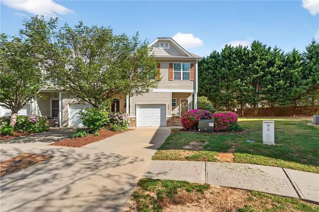 4638 Beacon Ridge Lane, Flowery Branch