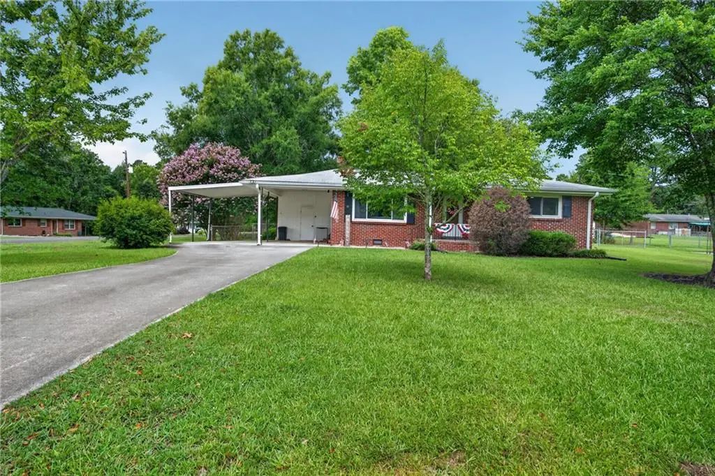 14 Don Drive Ne, Rome