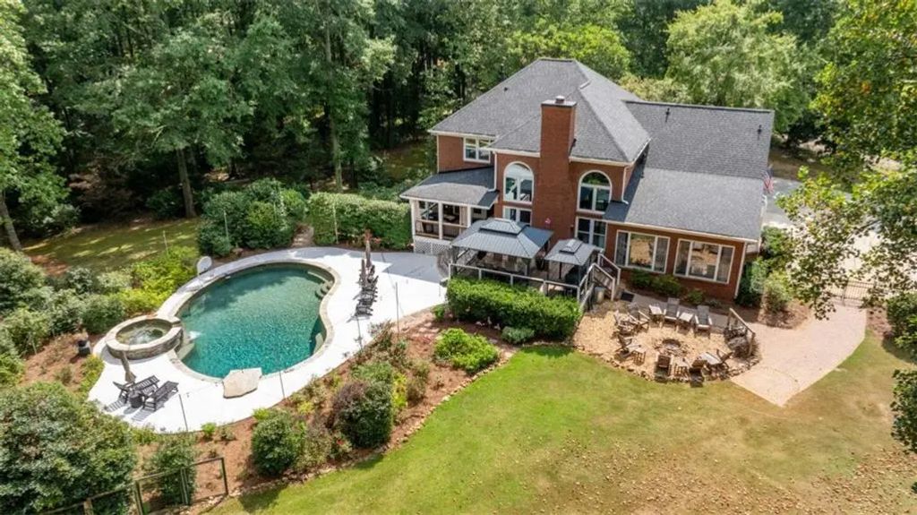 200 Acton Drive, Fayetteville