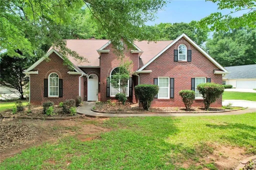 401 Crosshaven Way, Mcdonough