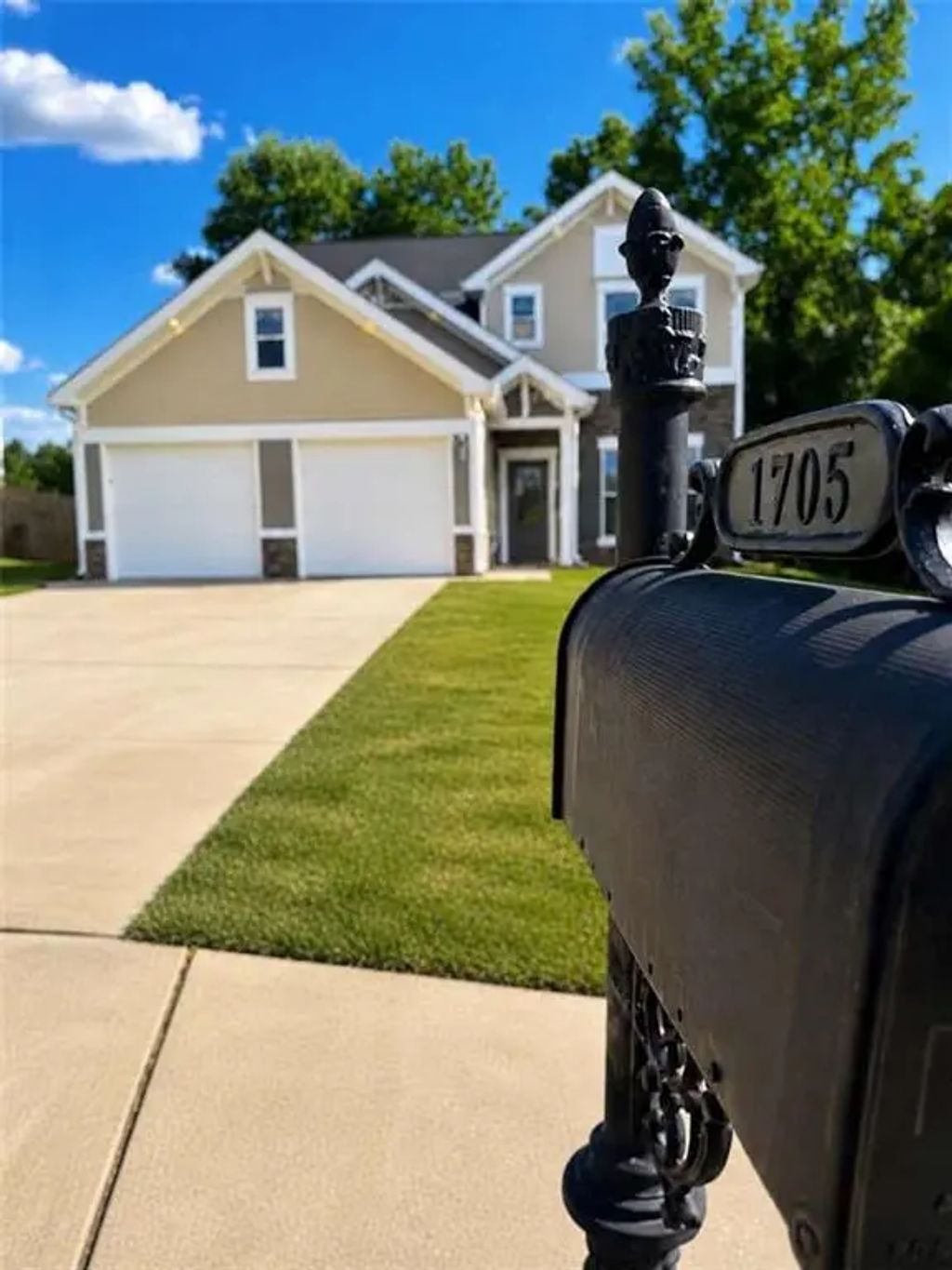 1705 Chinaberry Court, Stockbridge