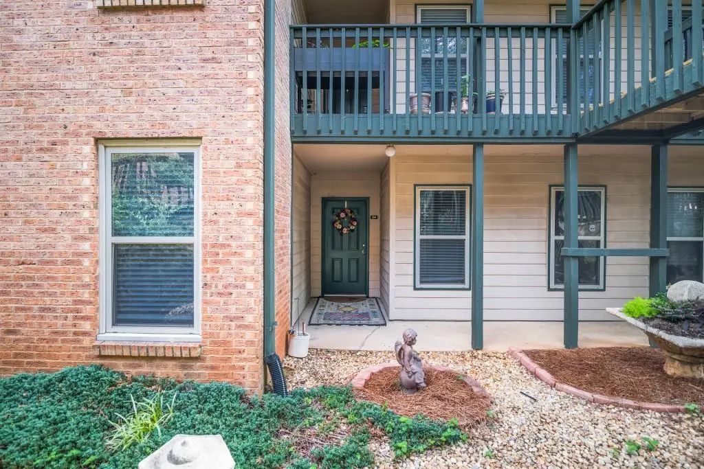 204 Brittany Court, Duluth