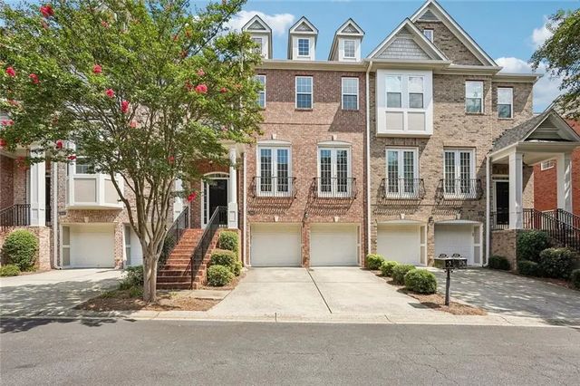 Unit 14 - 3040 Woodwalk Drive Se, Atlanta