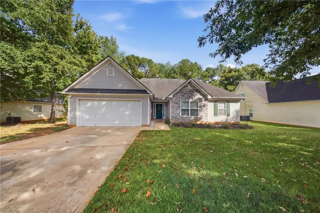 177 Revolutionary Drive, Hampton