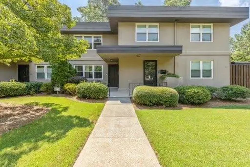311 Lakemoore Drive, Atlanta