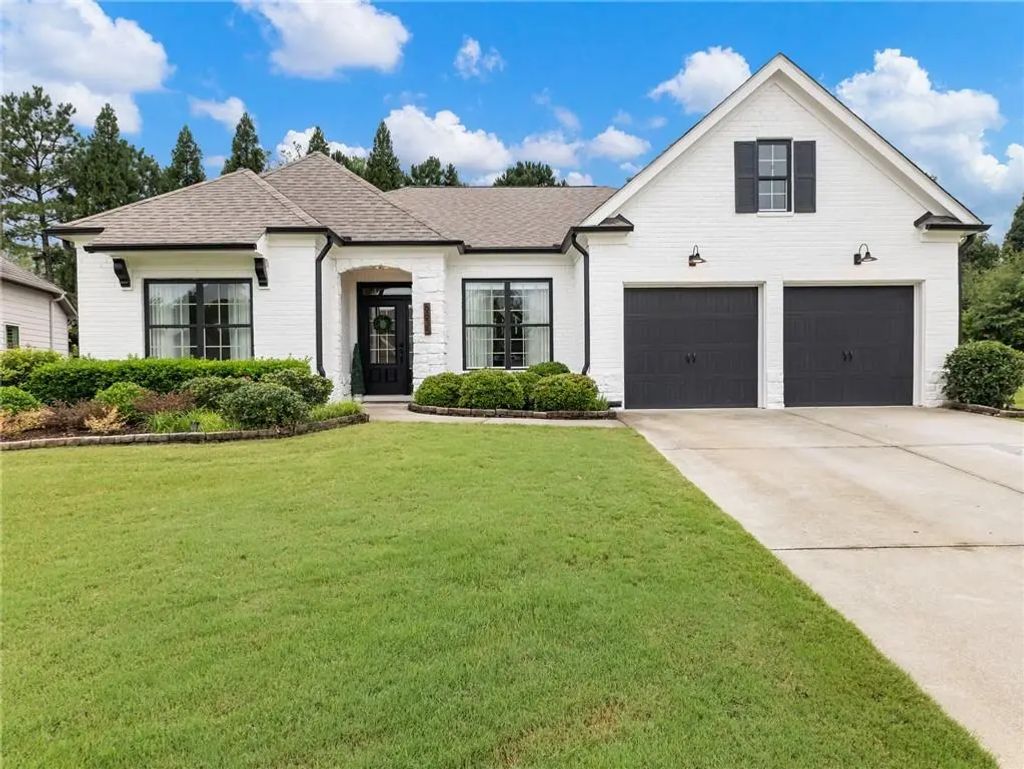 6835 Henwick Circle, Cumming