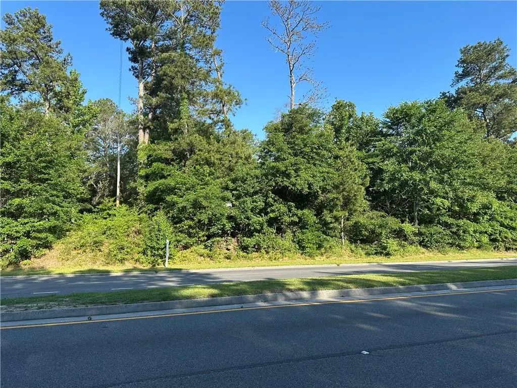 5202 Ernest Barrett Parkway, Marietta