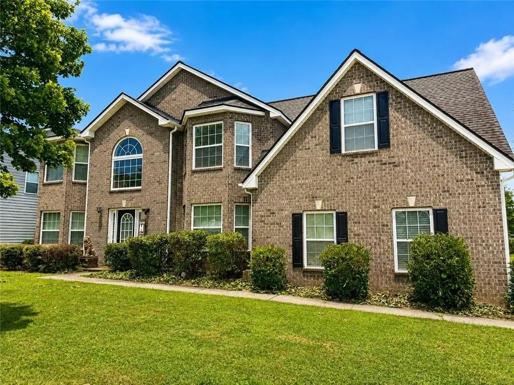 1933 Wilson Manor Circle, Lawrenceville