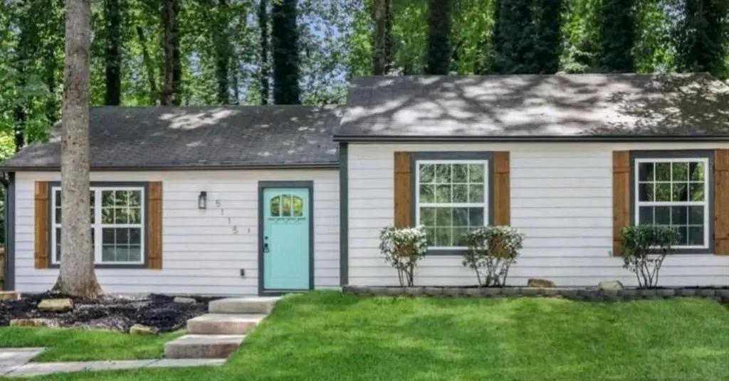 5115 Martins Crossing, Stone Mountain