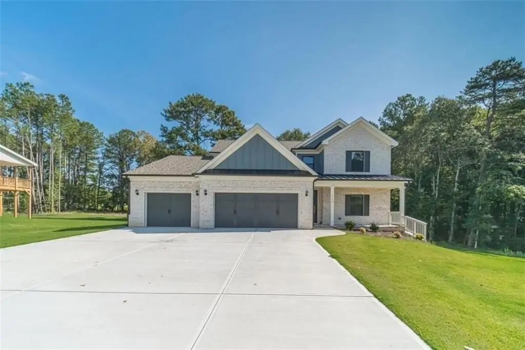 2736 Thomas View Trail, Loganville