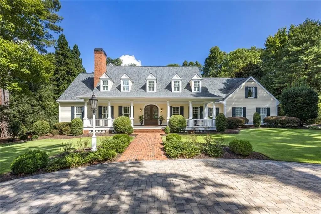 575 Old Cobblestone Drive, Atlanta