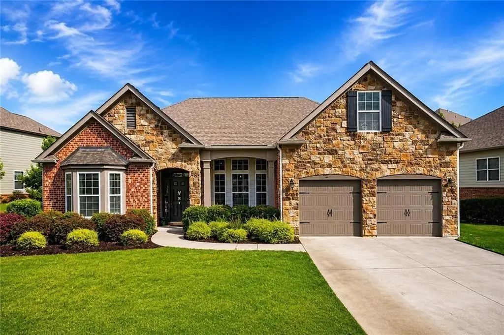 6680 Bransford Drive, Cumming