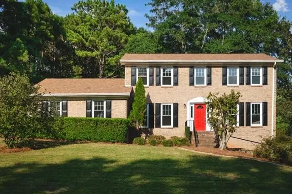 2196 Lunceford Lane Sw, Lilburn