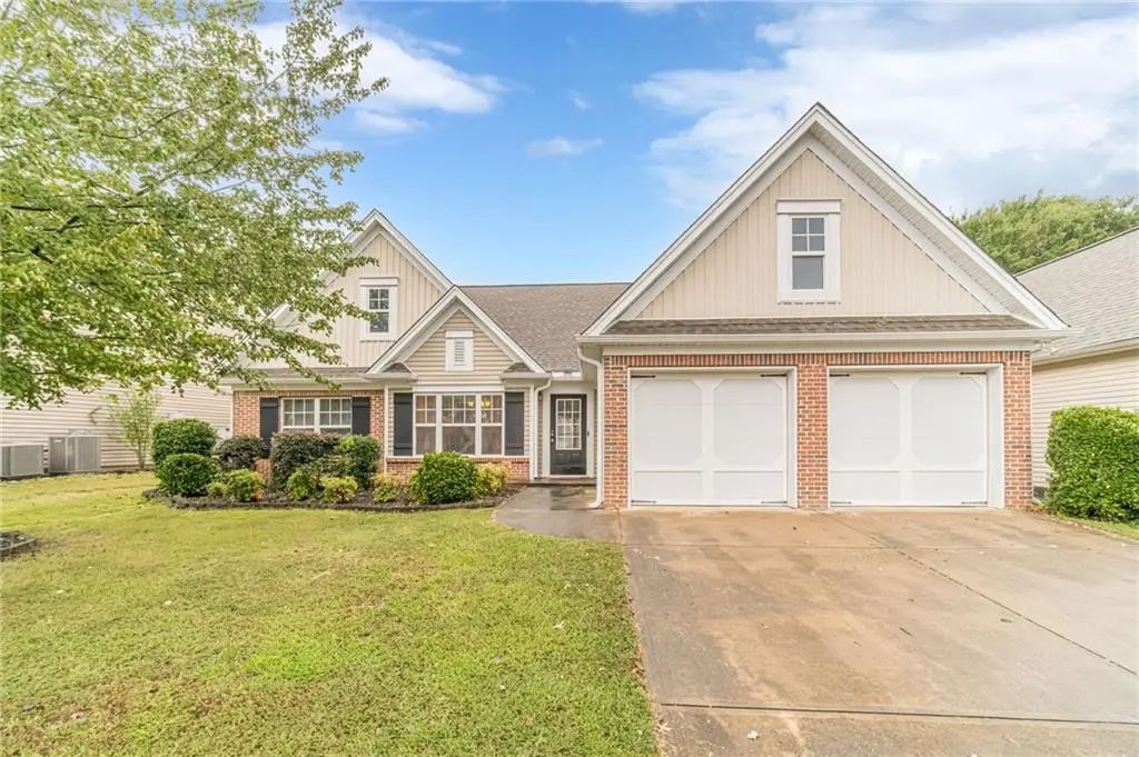2463 Walnut Tree Lane, Buford