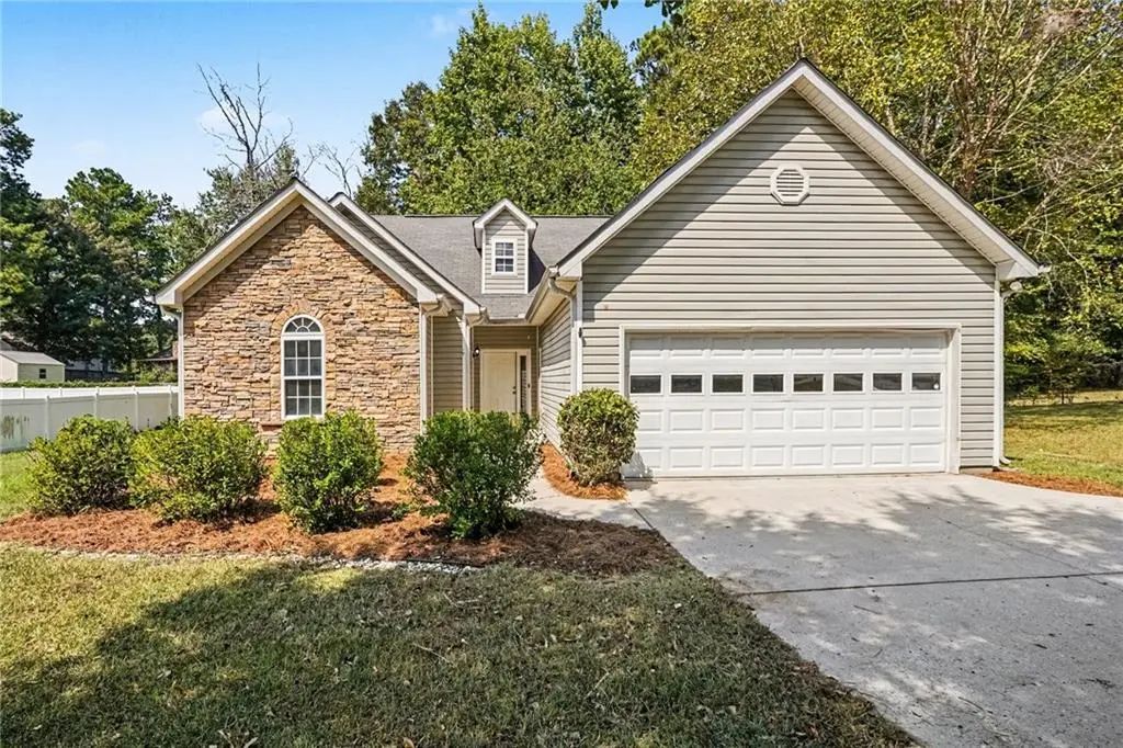 311 Sweetbriar Lane, Griffin