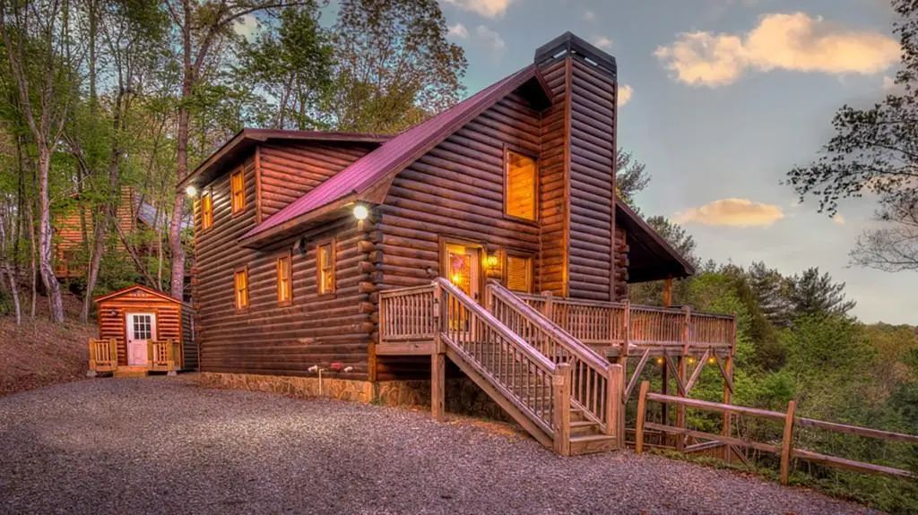 43 S Dustin Drive, Ellijay