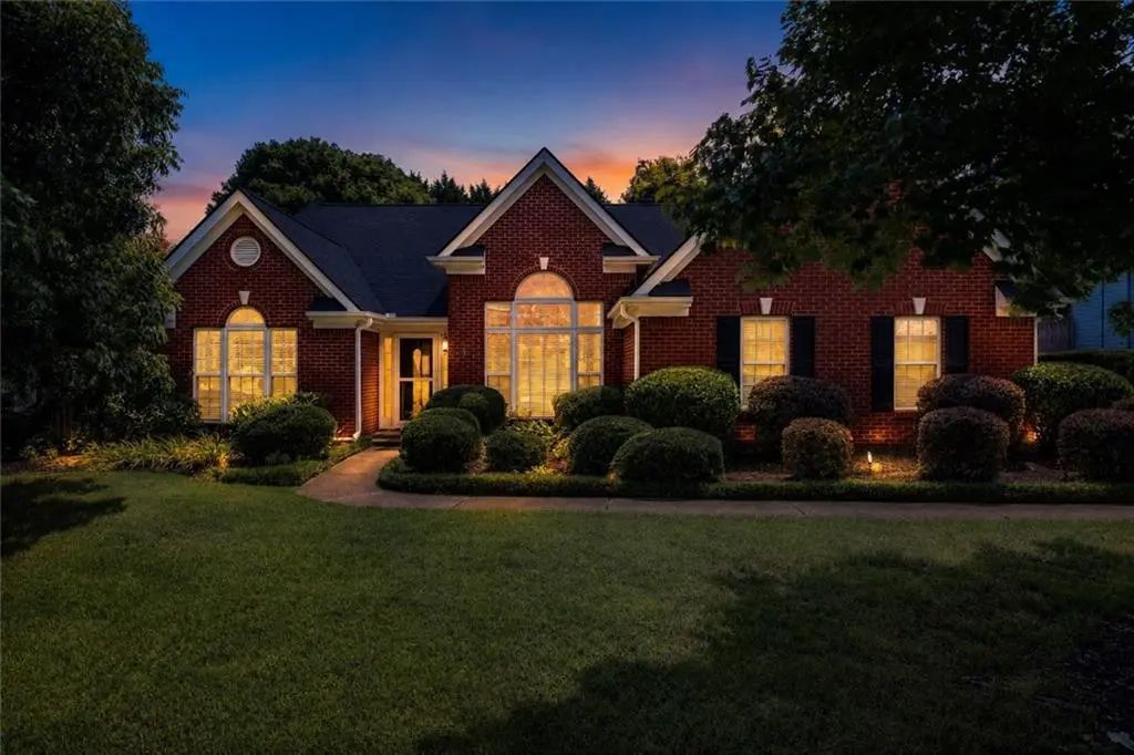 2712 Bogan Creek Drive, Buford