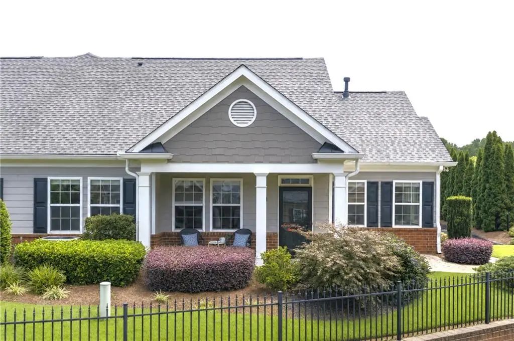 2694 Grapevine Circle, Cumming