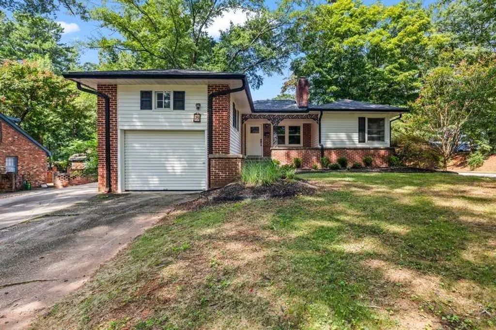 25 Lakeshore Drive, Avondale Estates