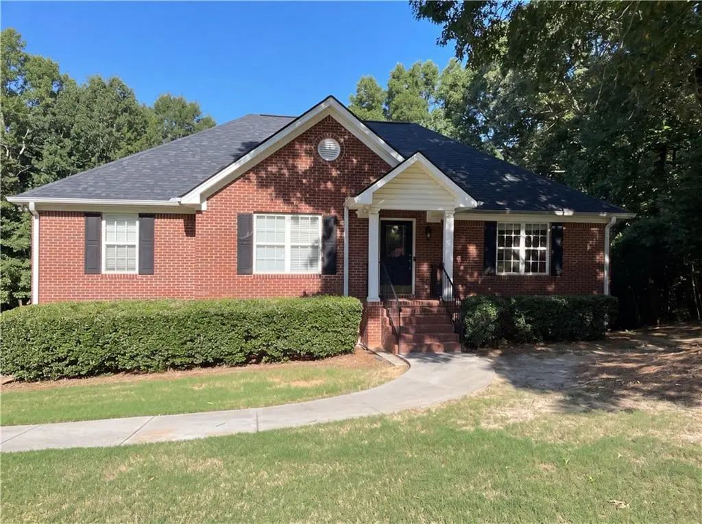 144 Mims Drive, Calhoun