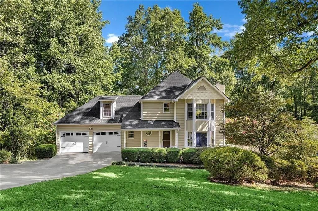 5779 Chisholm Trail, Lilburn