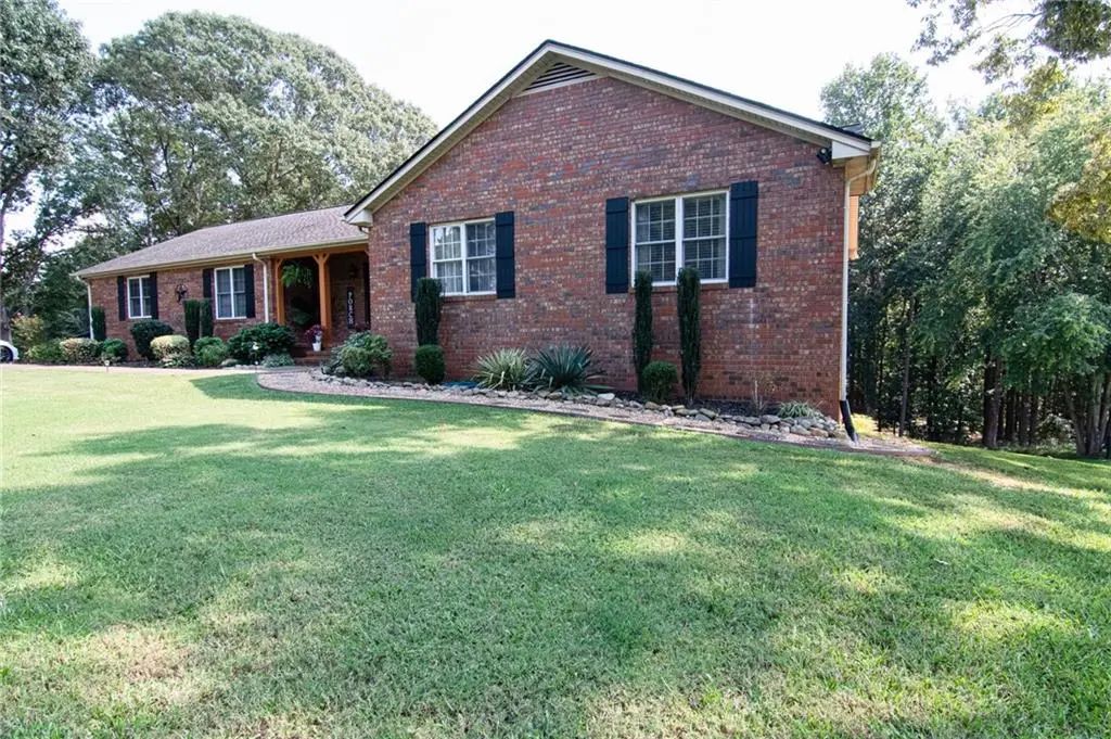 2714 Dorsey Peek Road, Gainesville
