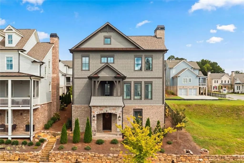 2022 Village Walk, Milton