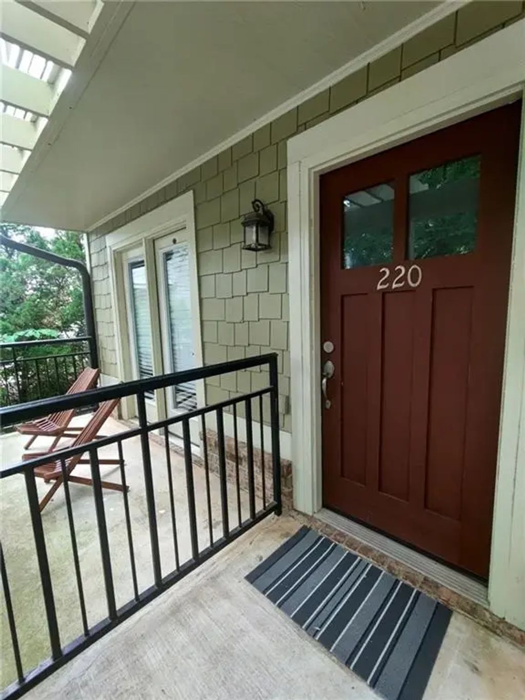 Unit 220 - 660 Barnett Shoals Road, Athens