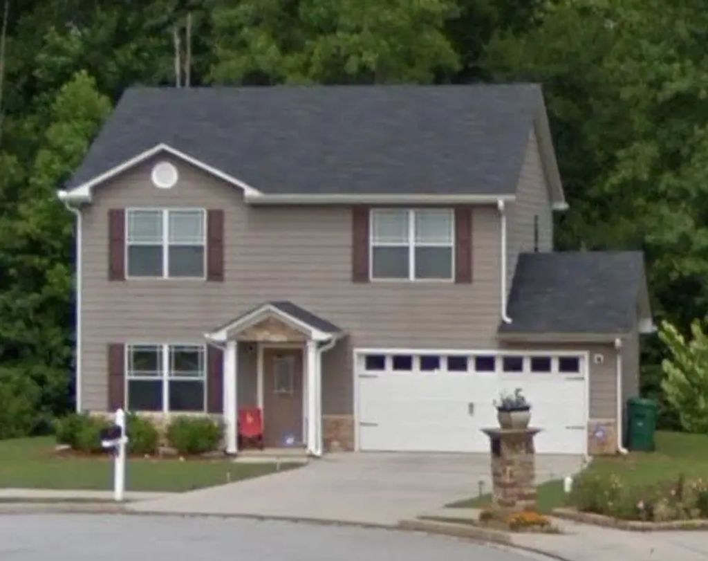 4368 Rocky View Drive, Forest Park