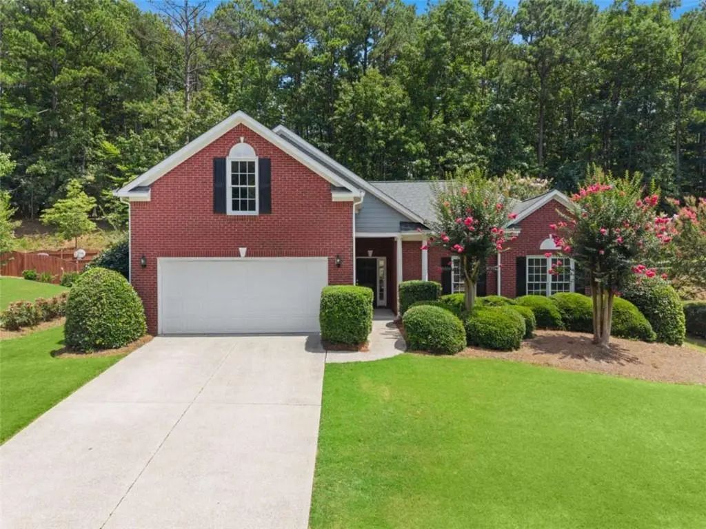 1011 Blankets Creek Drive, Canton