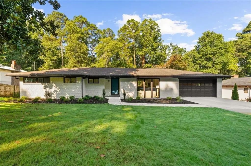 5839 Lakeshore Drive, Buford