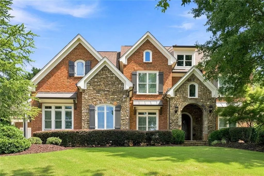 2202 Crimson King Drive, Braselton