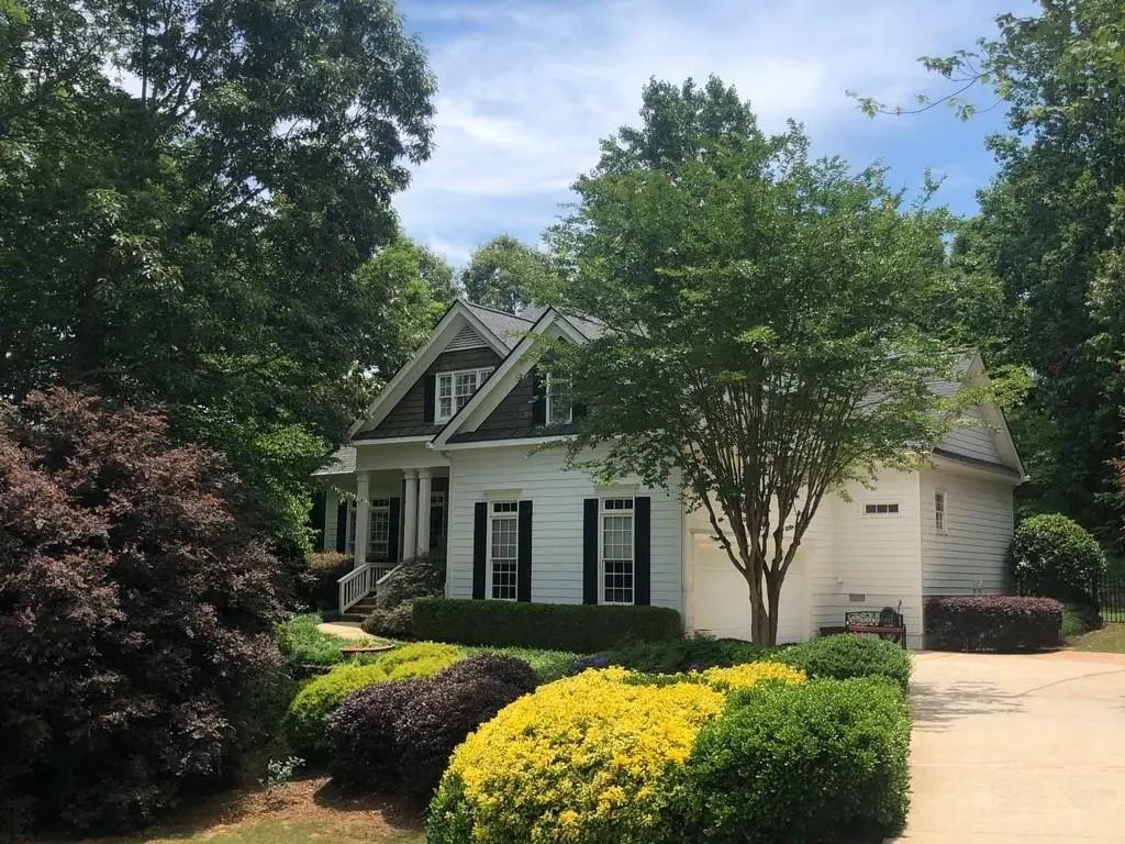 4614 Chartwell Chase Court, Flowery Branch