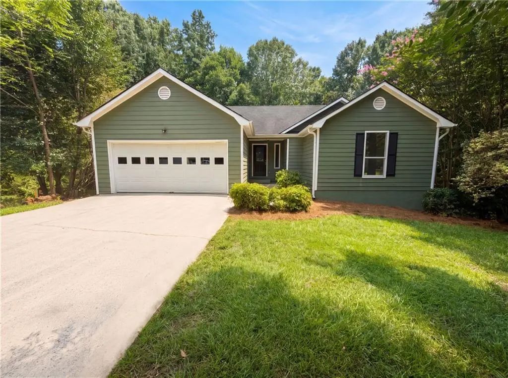 1626 River Trace, Auburn