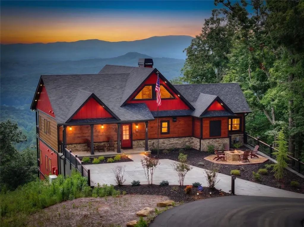 401 Kittatinny Drive, Mineral Bluff