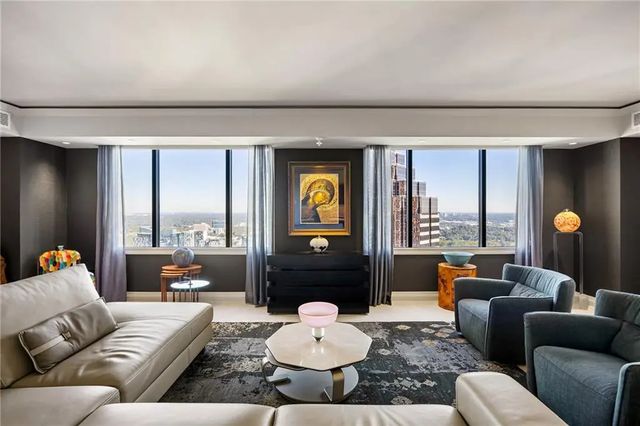 Unit 4420 - 75 14th Street Ne, Atlanta