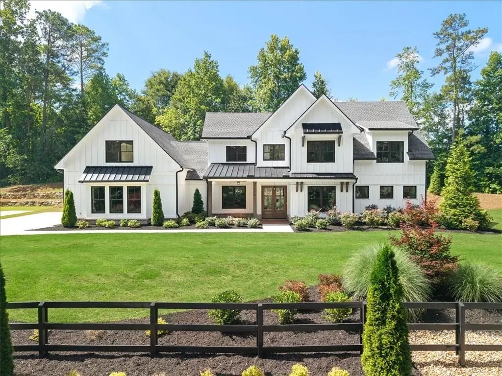 120 Farm Gate Drive, Woodstock
