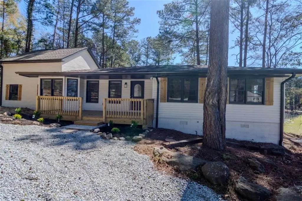 2541 Winding Lake Trail, Conyers